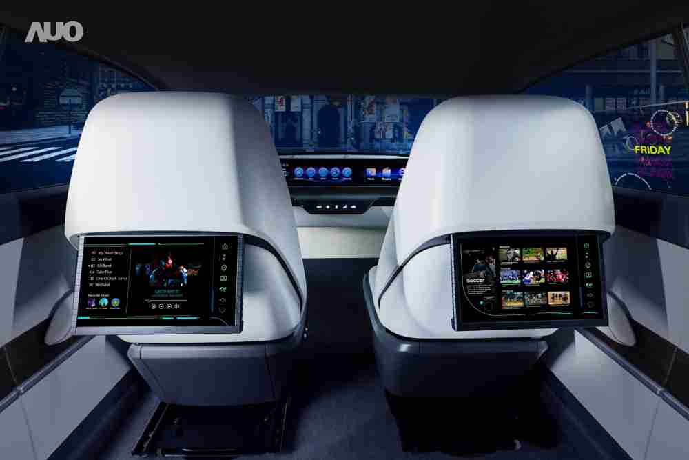 龙门国际新一代Smart Cockpit 2024，，，以Micro LED先进显示技术优势，，创建〝可卷式后座娱乐显示器〞，，，仅在互动时才显示出所需画面及信息，，扩充更丰富的娱乐和交互信息服务，，，，获国际奖项荣耀